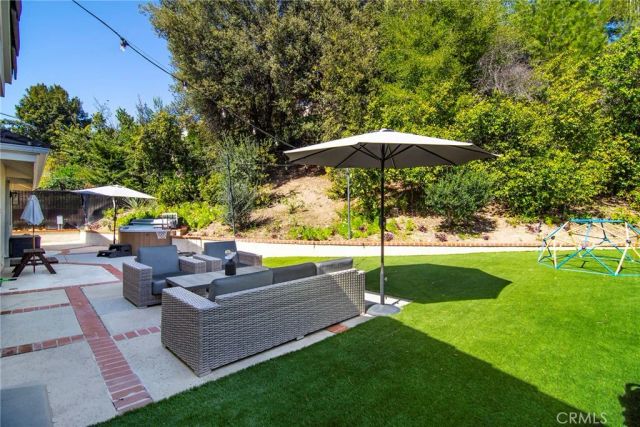 23825 Strathern, West Hills, CA 91304