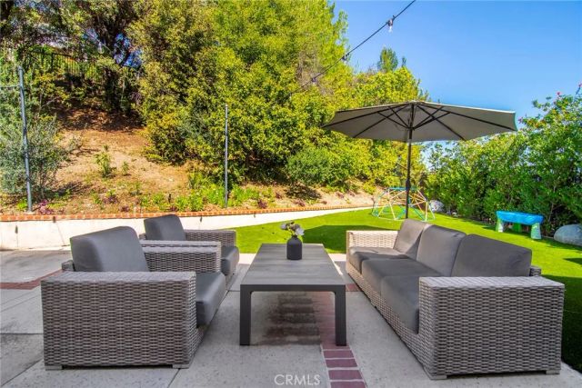 23825 Strathern, West Hills, CA 91304