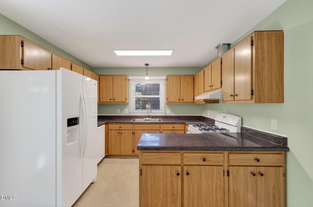 1224 Pineview Drive, Raleigh, NC 27606