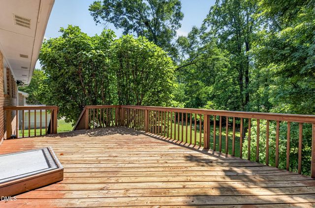 1224 Pineview Drive, Raleigh, NC 27606