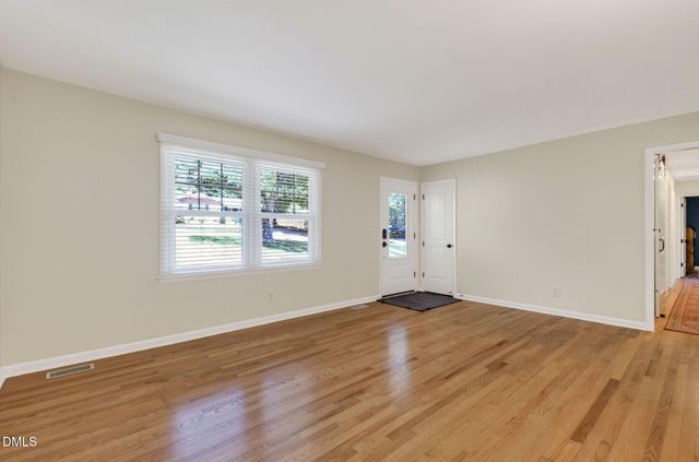 1224 Pineview Drive, Raleigh, NC 27606