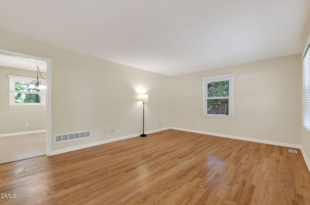 1224 Pineview Drive, Raleigh, NC 27606