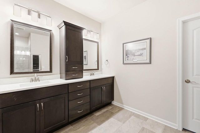 2404 E Baldeagle Drive, Appleton, WI 54913