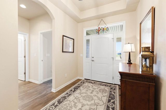 2404 E Baldeagle Drive, Appleton, WI 54913