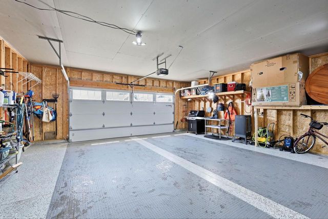 2404 E Baldeagle Drive, Appleton, WI 54913