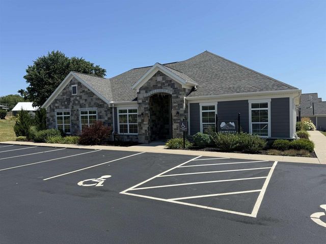 2404 E Baldeagle Drive, Appleton, WI 54913
