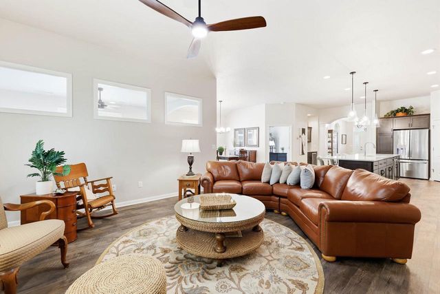 2404 E Baldeagle Drive, Appleton, WI 54913