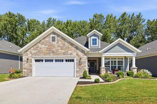 2404 E Baldeagle Drive, Appleton, WI 54913