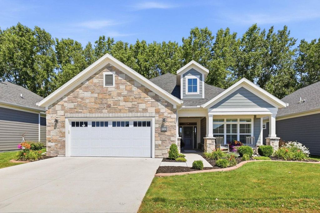 2404 E Baldeagle Drive, Appleton, WI 54913