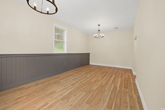 11778 N Roanoke Road, Roanoke, IN 46783