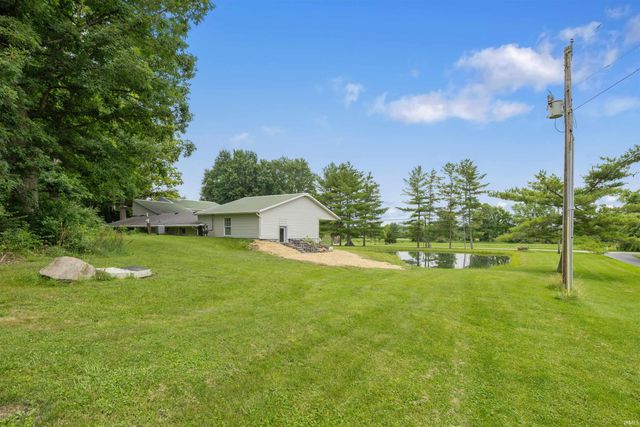 11778 N Roanoke Road, Roanoke, IN 46783