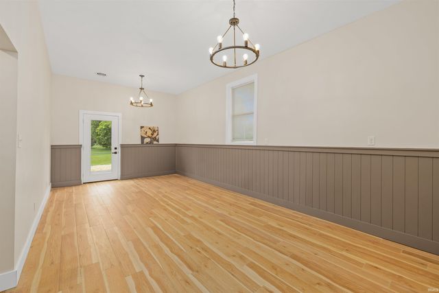 11778 N Roanoke Road, Roanoke, IN 46783