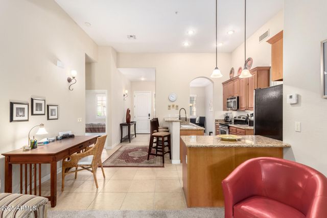 4241 N PEBBLECREEK Parkway 2, Goodyear, AZ 85395