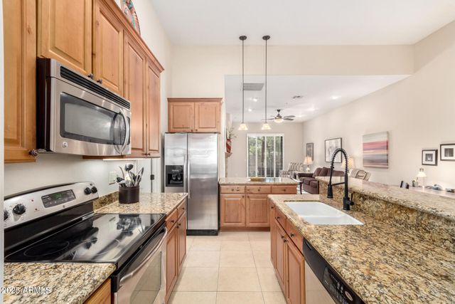 4241 N PEBBLECREEK Parkway 2, Goodyear, AZ 85395