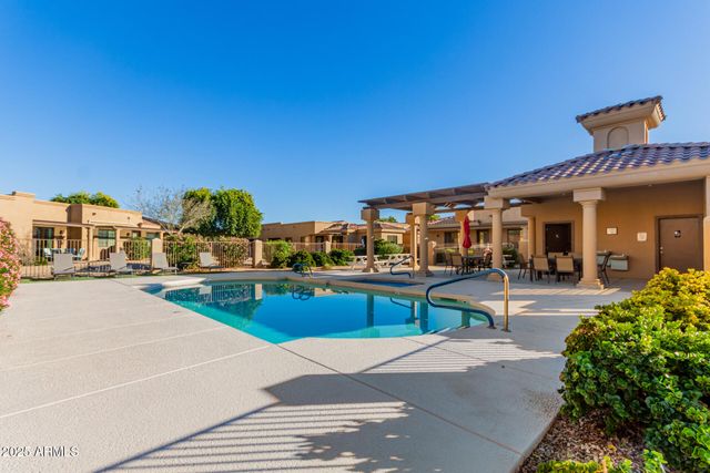 4241 N PEBBLECREEK Parkway 2, Goodyear, AZ 85395