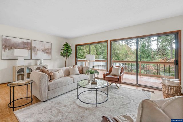 7555 NW McDonald Cir, Corvallis, OR 97330