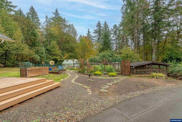 7555 NW McDonald Cir, Corvallis, OR 97330