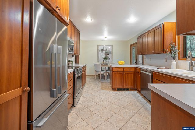 7555 NW McDonald Cir, Corvallis, OR 97330