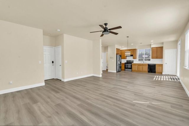 4909 Winamac Dr, Sacramento, CA 95835