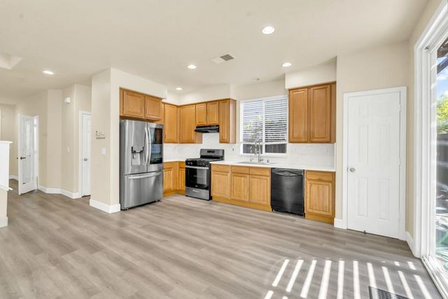 4909 Winamac Dr, Sacramento, CA 95835