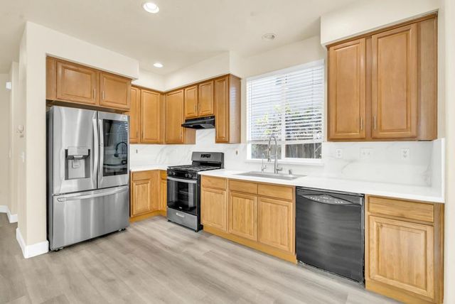 4909 Winamac Dr, Sacramento, CA 95835