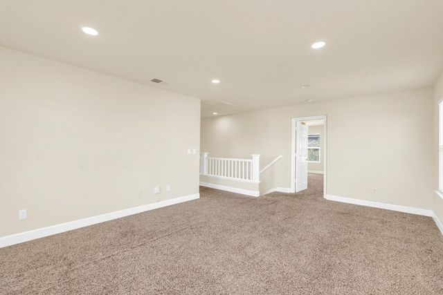 4909 Winamac Dr, Sacramento, CA 95835