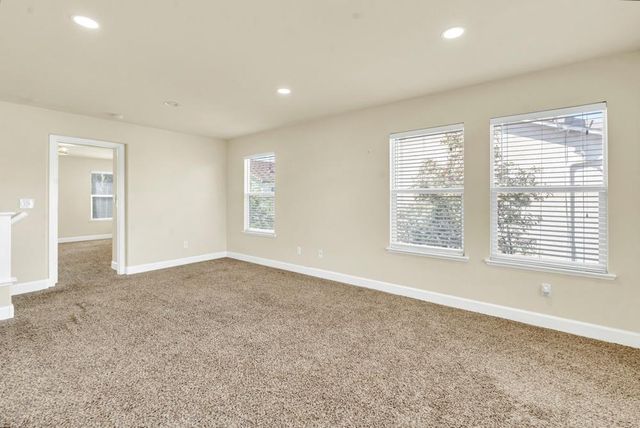 4909 Winamac Dr, Sacramento, CA 95835