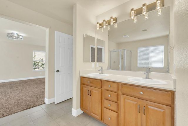 4909 Winamac Dr, Sacramento, CA 95835