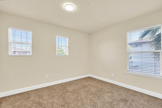 4909 Winamac Dr, Sacramento, CA 95835