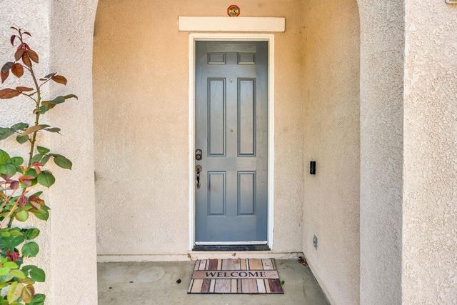 4909 Winamac Dr, Sacramento, CA 95835