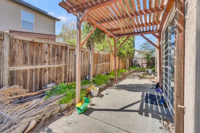 4909 Winamac Dr, Sacramento, CA 95835