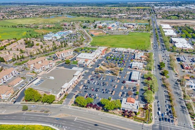 4909 Winamac Dr, Sacramento, CA 95835