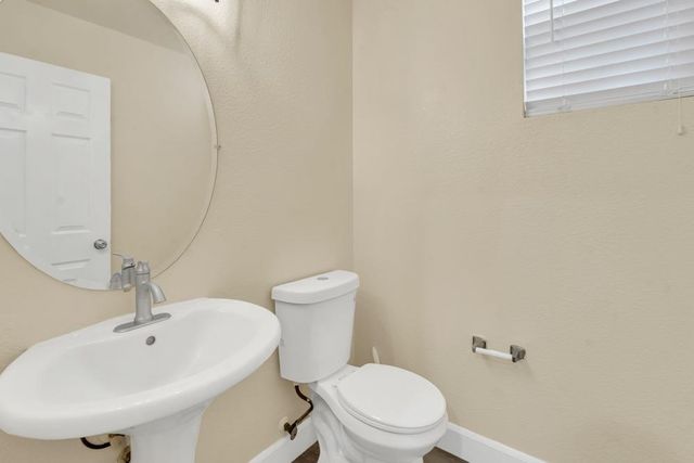 4909 Winamac Dr, Sacramento, CA 95835