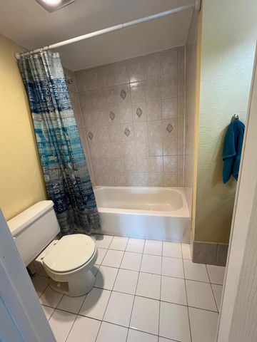 4054 N Pine Island Road 1a, Sunrise, FL 33351