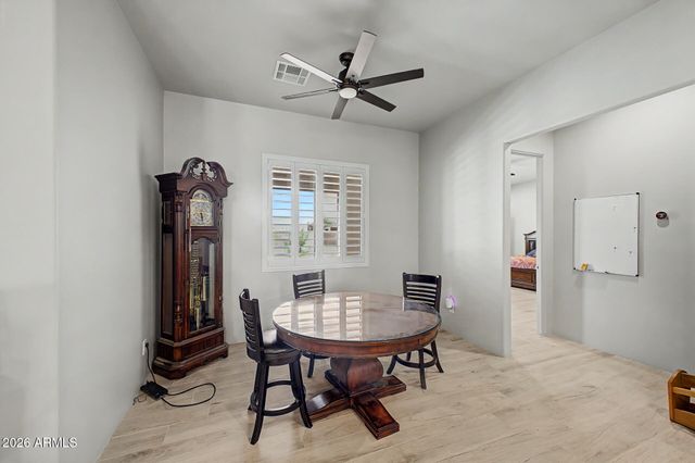 2639 W Lavitt Lane, Phoenix, AZ 85086