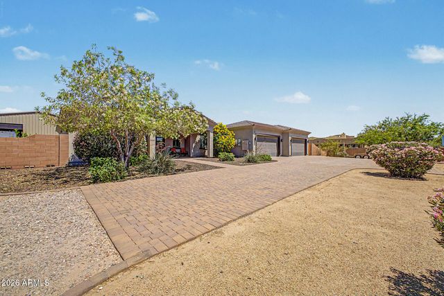 2639 W Lavitt Lane, Phoenix, AZ 85086