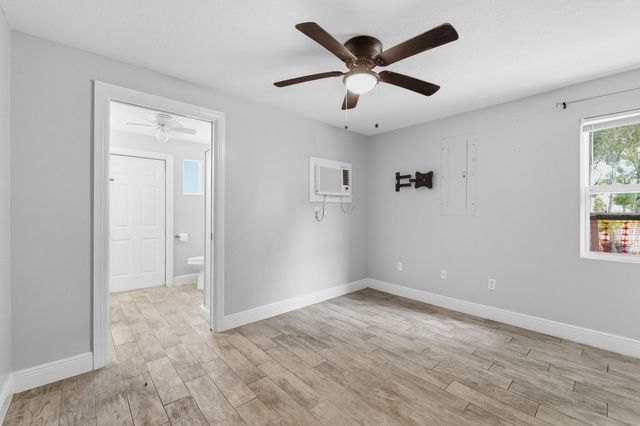 15509 CASEY RD EXT ROAD B, Tampa, FL 33624
