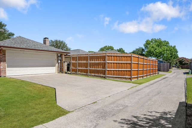 2510 Buttercup Drive, Richardson, TX 75082