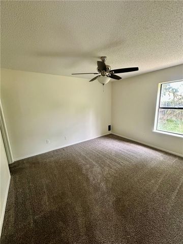 2202 S Jackson Cove, Russellville, AR 72802