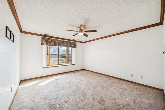 2704 Pine Needle Lane, Pearland, TX 77581