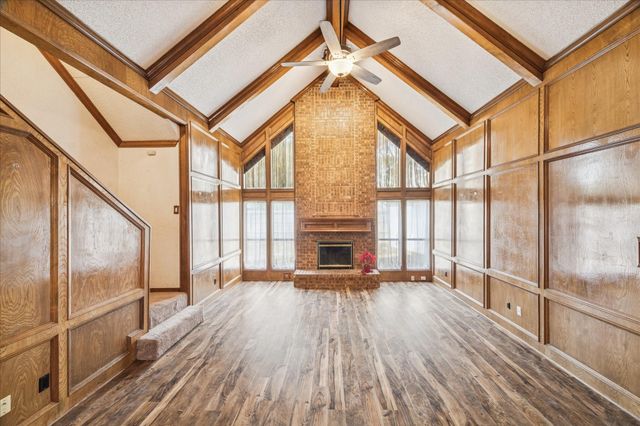 2704 Pine Needle Lane, Pearland, TX 77581