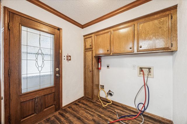 2704 Pine Needle Lane, Pearland, TX 77581