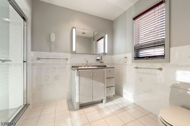 24 Faber Place, Nutley Twp., NJ 07110