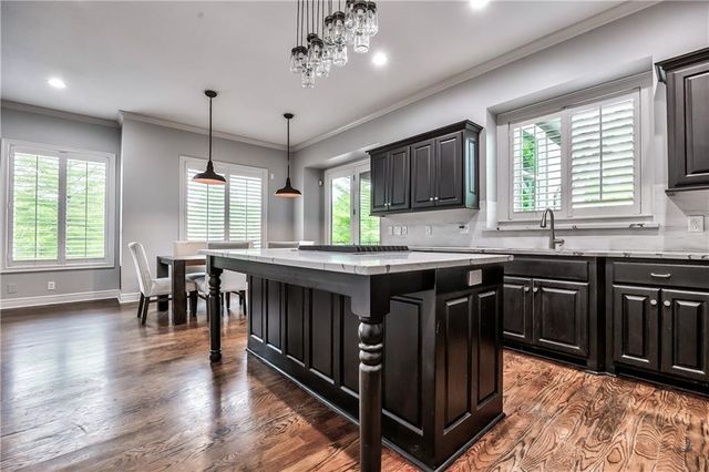 16620 Birch Street, Overland Park, KS 66085