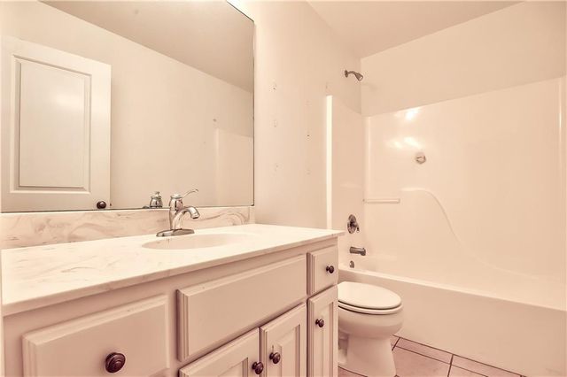 16620 Birch Street, Overland Park, KS 66085