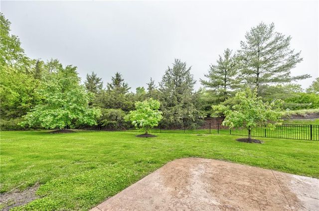 16620 Birch Street, Overland Park, KS 66085
