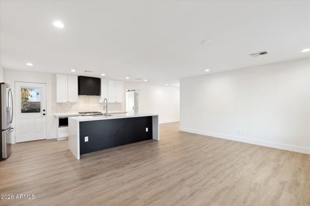 7035 E CYPRESS Street, Scottsdale, AZ 85257