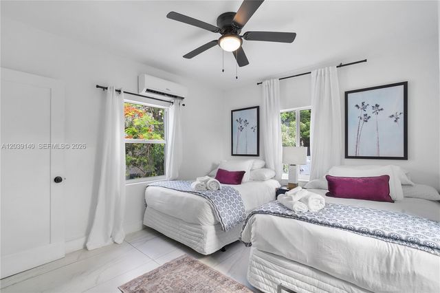 8270 NE 1st Place 4, Miami, FL 33138