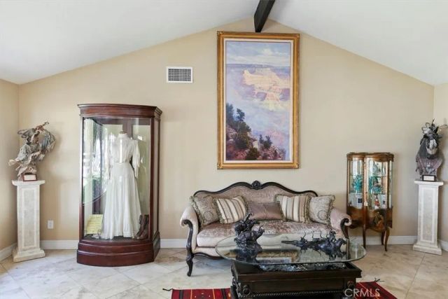 2386 Hialeah Circle, Norco, CA 92860