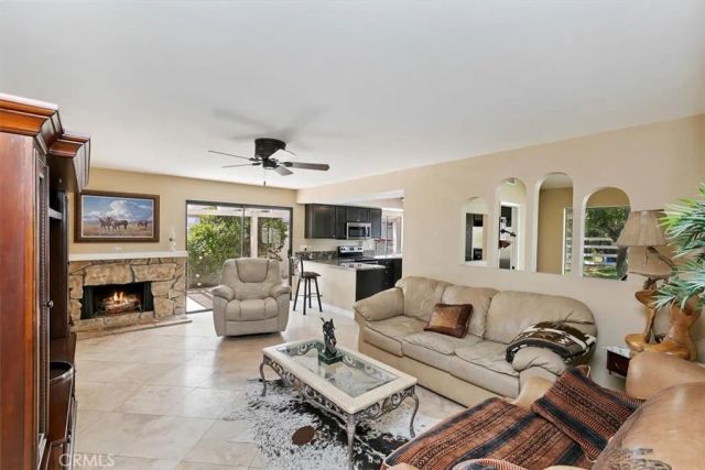 2386 Hialeah Circle, Norco, CA 92860